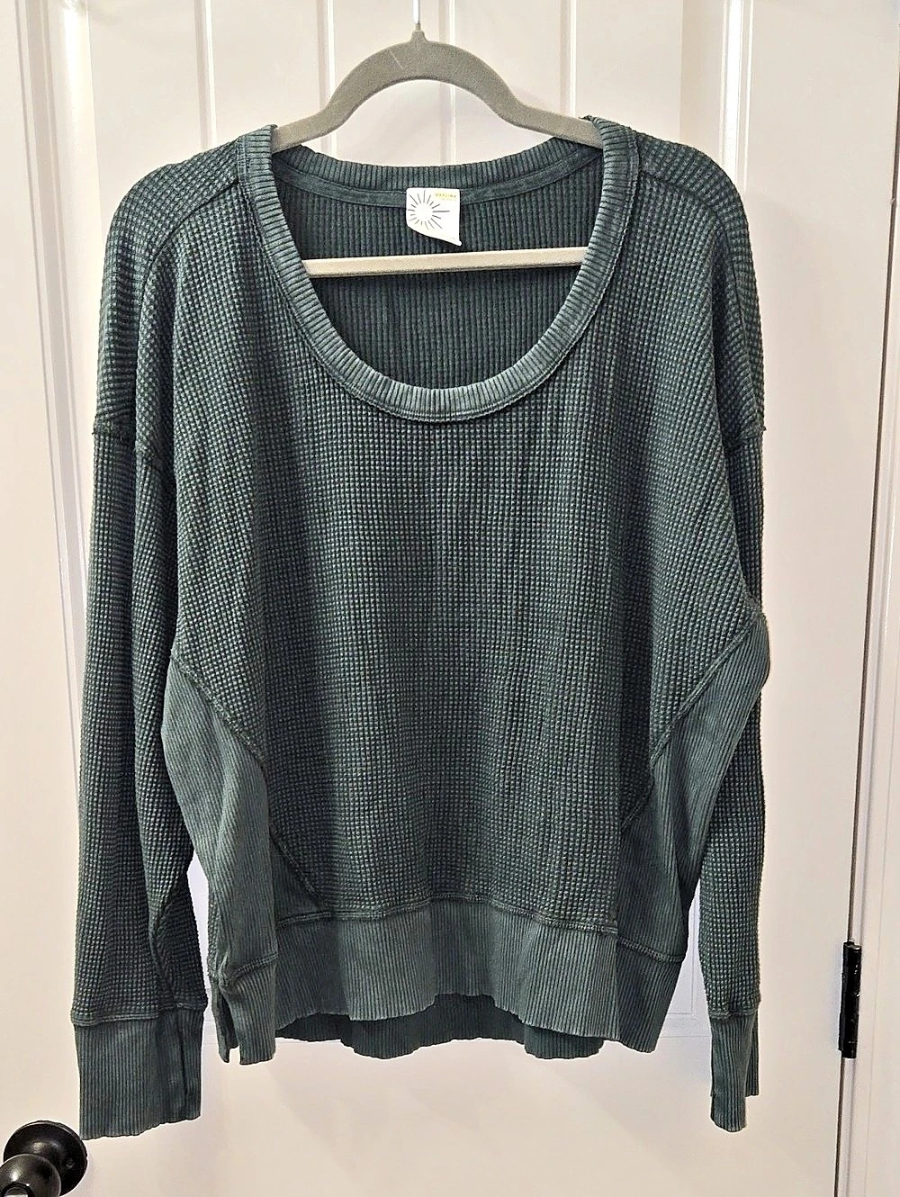 OFFLINE By Aerie Waffle Knit Crewneck Green Size Medium